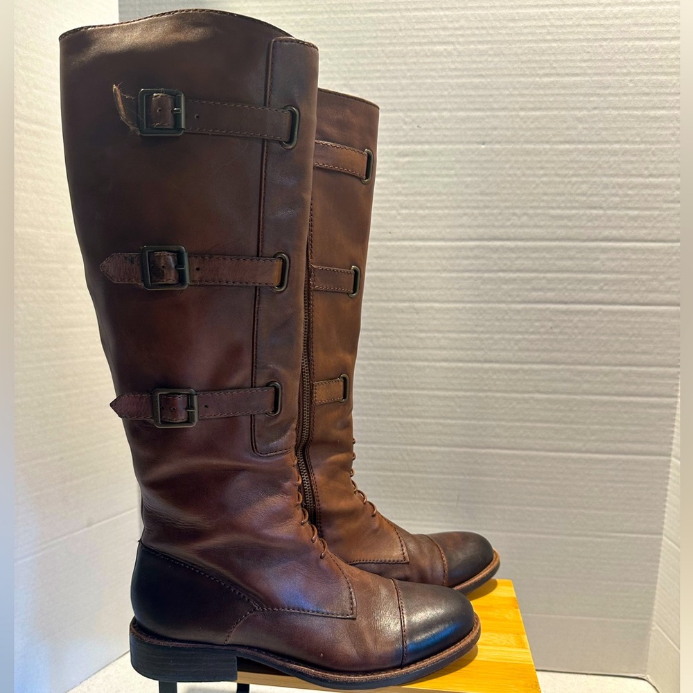 Vince Camuto Women's Sz 9B FENTON Riding Boots RUSSET! Leather Brown. Beautiful